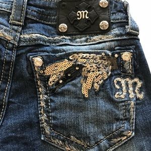 Miss Me Bootcut Low Rise Distressed Jean Size 26